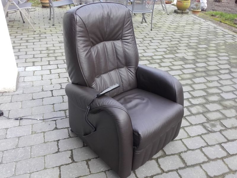 Himolla Fernsehsessel Aufstehhilfe Ledersessel 2 motorig - Preis 575 € VB