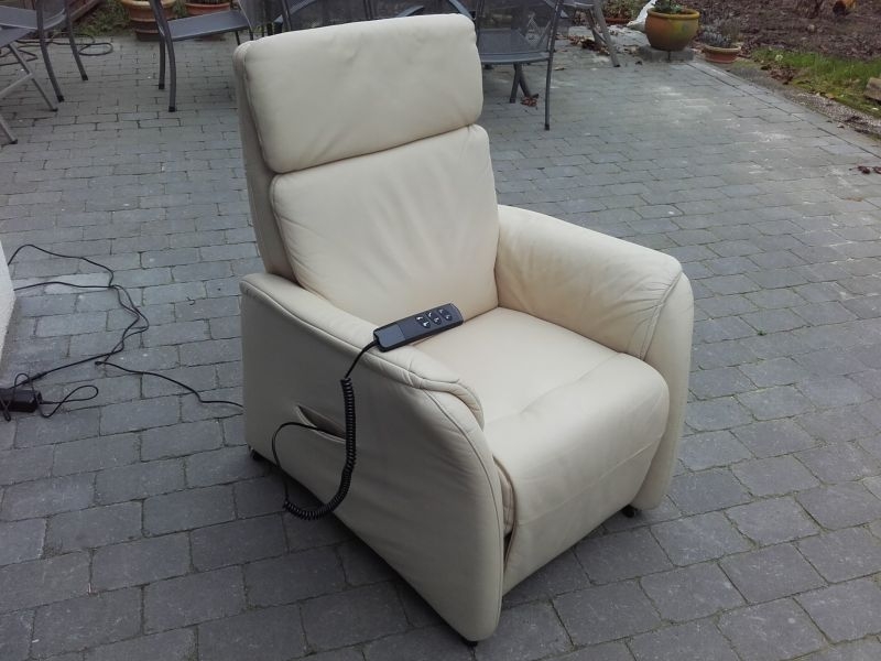 Fernsehsessel Aufstehhilfe Ledersessel Relaxsessel TOP - Preis 550 € VB